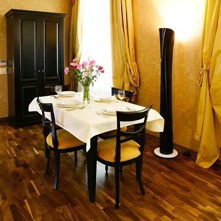 Hotel Skaritz & Bratislava